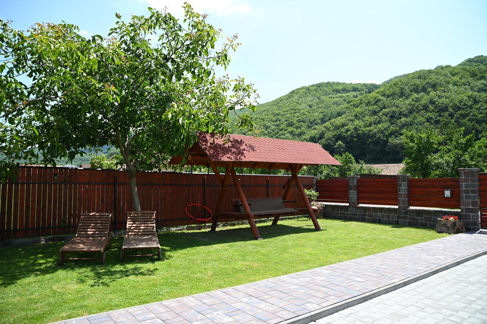 Dió vendégház Praid Exterior foto