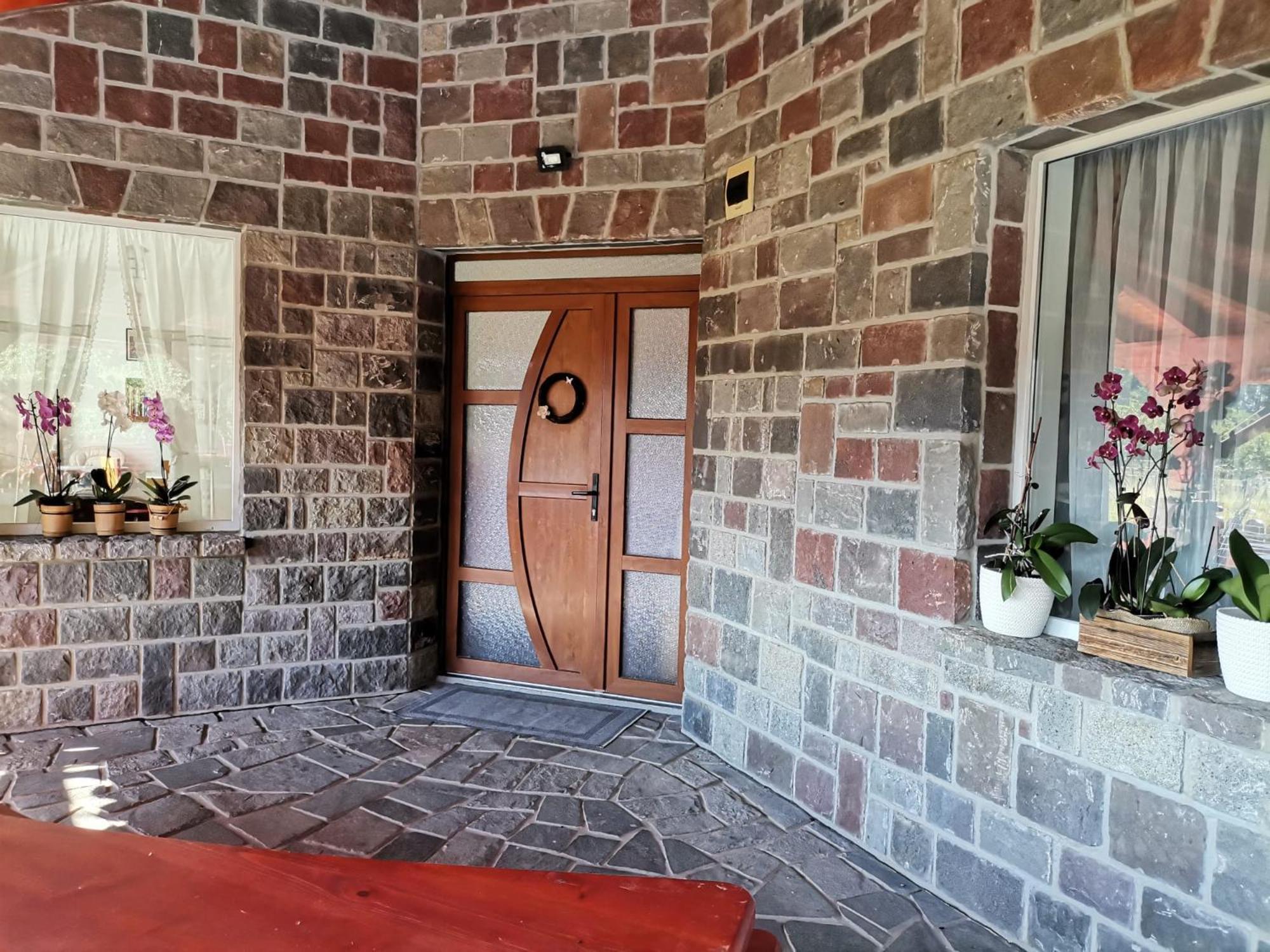 Dió vendégház Praid Exterior foto
